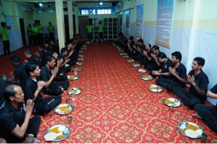 सामूहिक भोजन